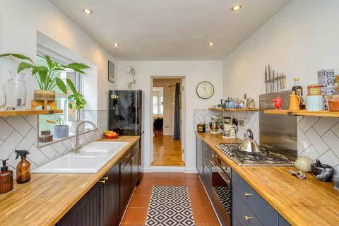 86 Beecham Road, Reading, RG30 2RE