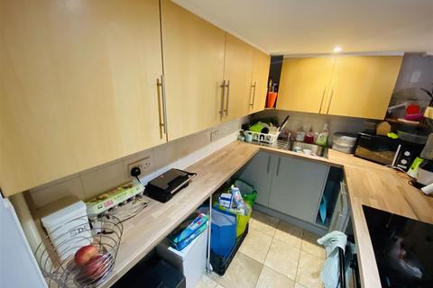 3 bedroom ground floor flat to rent, BPC00193 *STUDENT PROPERTY* North Road, St Andrews, Bristol, BS6