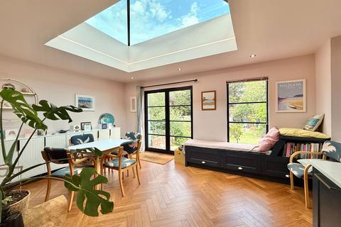 1 Burnaston Road, Hall Green, Birmingham, B28 8DH