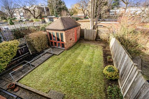 5 Amherst Gardens, London, W13 8NA