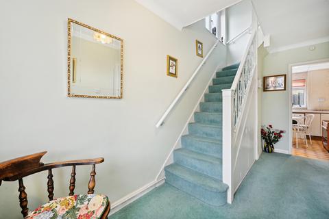 5 Amherst Gardens, London, W13 8NA