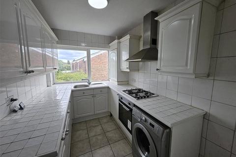 3 bedroom apartment to rent, Mendip Close, Harlington, Greater London, UB3