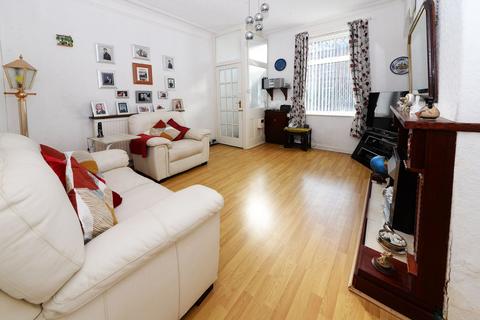 2 bedroom end of terrace house for sale, Newmarket Road, Ashton-Under-Lyne OL7