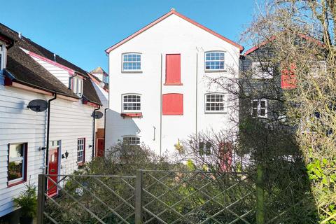 4 bedroom terraced house for sale, Barn View Road, Coggeshall