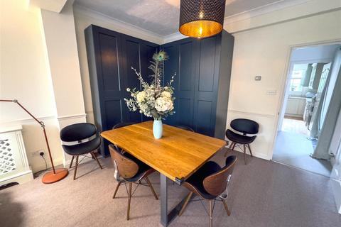 4 bedroom terraced house for sale, Barn View Road, Coggeshall