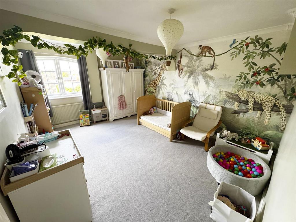 BABY ROOM 2.jpg