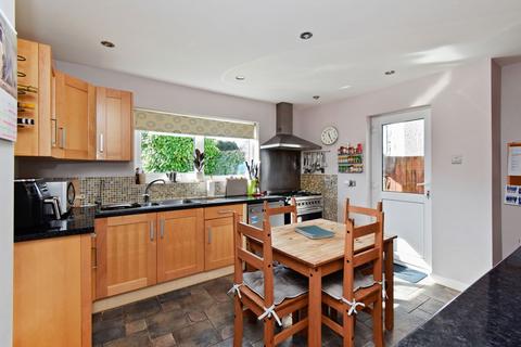 4 Summerhill Close, Orpington, BR6 9PX