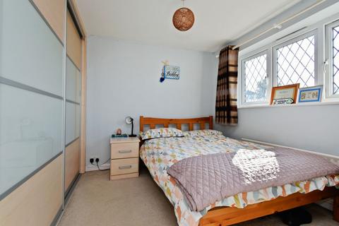 4 Summerhill Close, Orpington, BR6 9PX