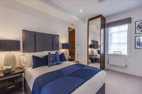 3 bedroom apartment to rent, Rainville Road, London W6