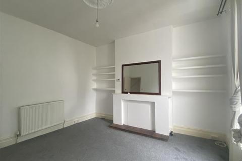 1 bedroom flat to rent, Penge Road