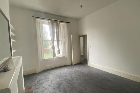 1 bedroom flat to rent, Penge Road