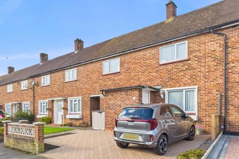 Kingsbury Drive, Old Windsor, Berkshire, SL4