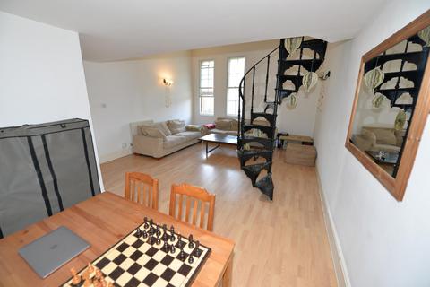 2 bedroom flat to rent, 4 Platform Road, Southampton SO14