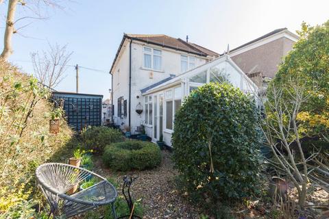 3 bedroom semi-detached house for sale, Fen Grove, Sidcup, DA15