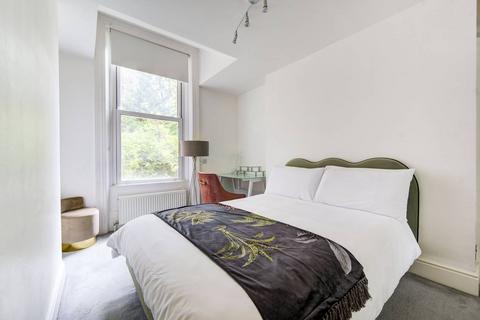 2 bedroom flat for sale, Warwick Road, Earls Court, London, SW5