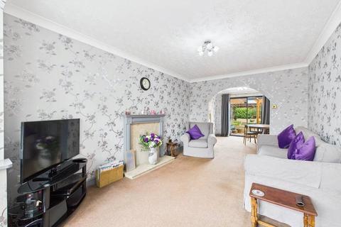 3 bedroom detached house for sale, Homestead Avenue, Wall Meadow, Worcester, Worcestershire, WR4