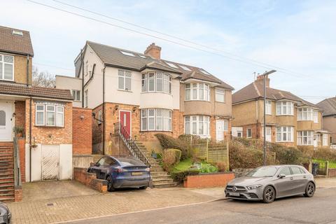 4 bedroom semi-detached house to rent, The Highway, Stanmore, HA7