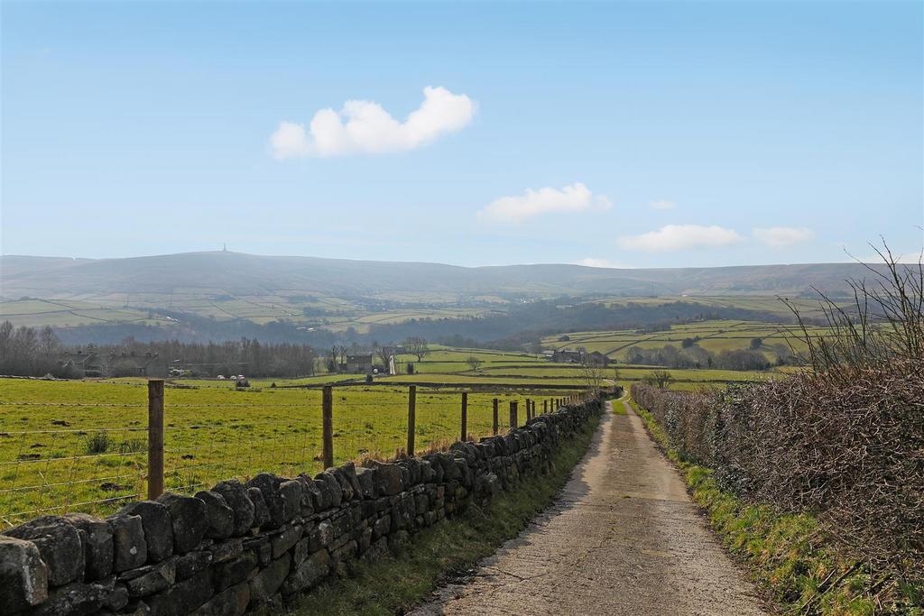 Lower Birks Barn V2.14.Photoneg.co.uk.jpg