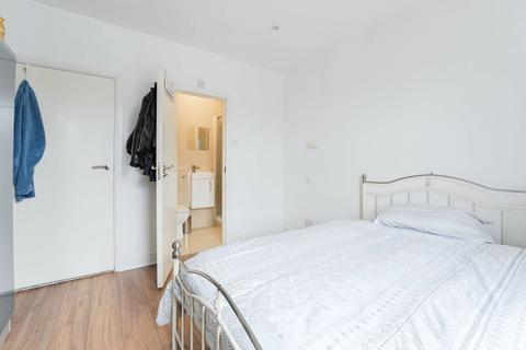 2 bedroom flat for sale, Lea Bridge Road, Leyton, London, E10