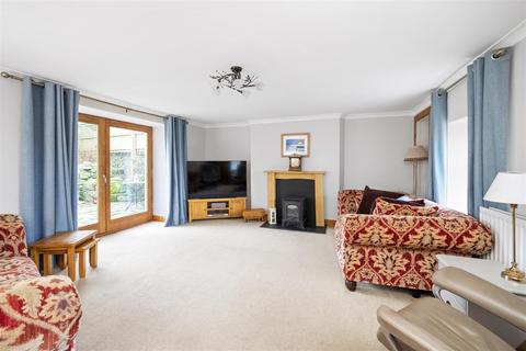 3 bedroom house for sale, 1 Madras Road, Auchtermuchty