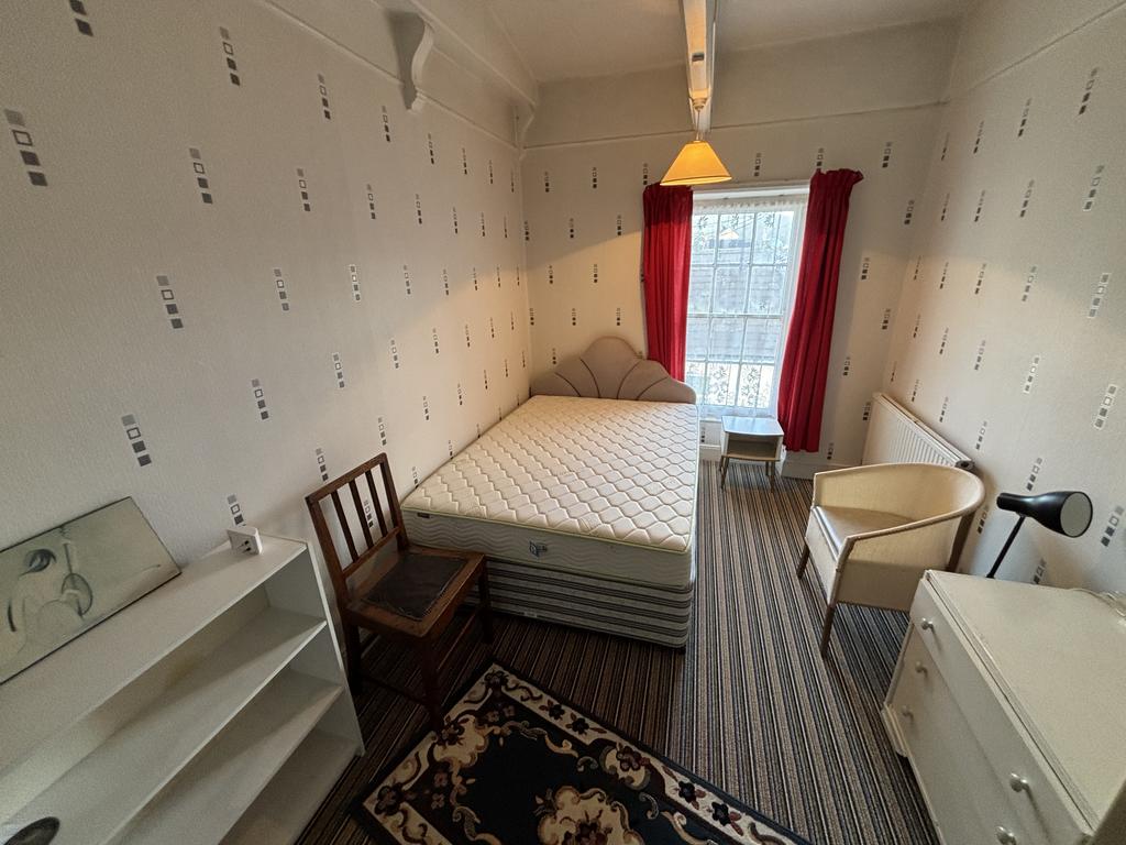 Bedroom 11