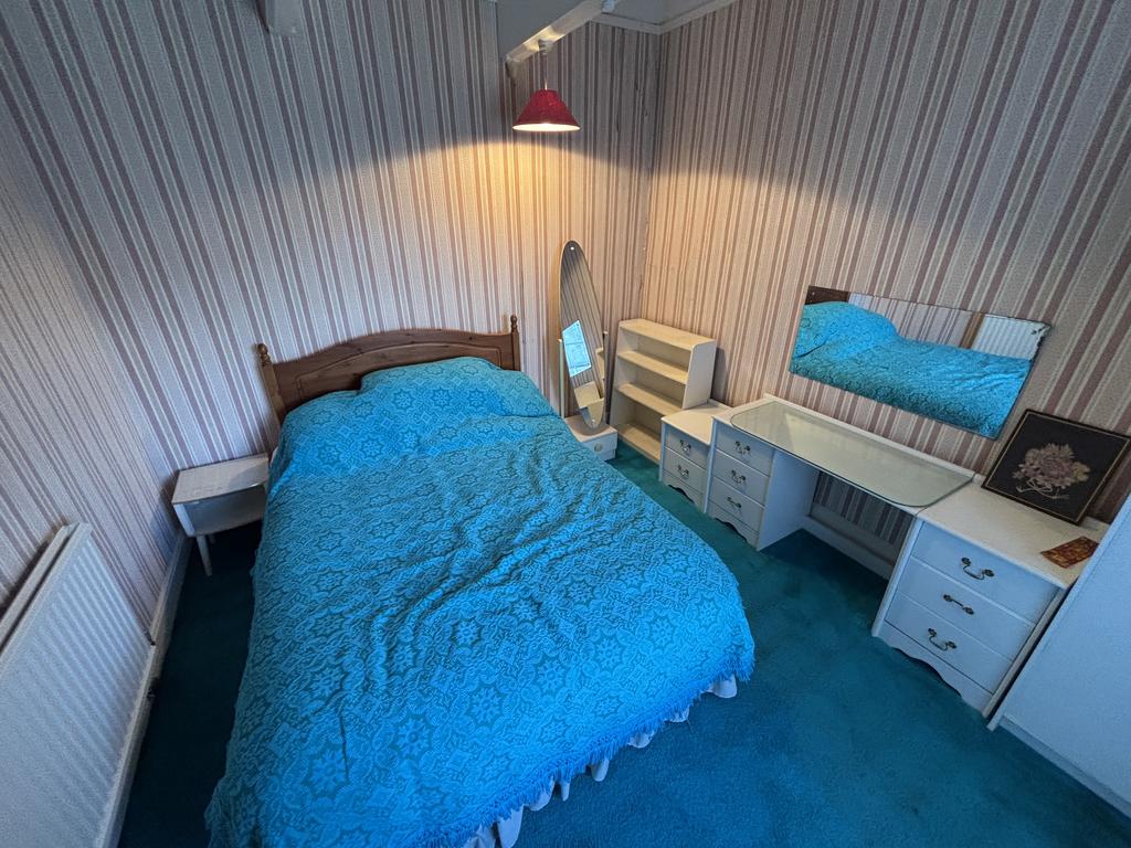 Bedroom 12