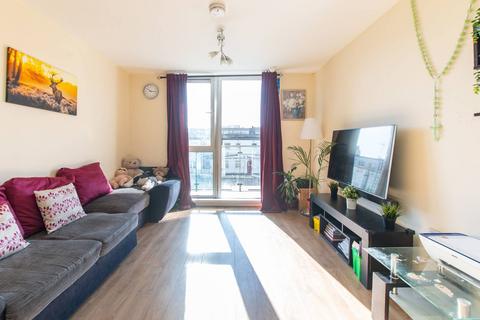 2 bedroom flat for sale, King Edward Court, Wembley Park, Wembley, HA9