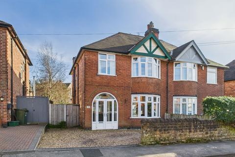 15 Brooklands Drive, Gedling, Nottingham, NG4 3GU