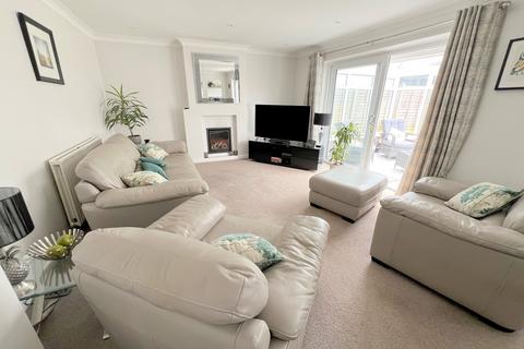 undefined, Hilton Road, New Milton, Hampshire. BH25 5EZ