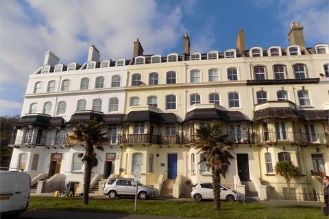 2 bedroom flat to rent, 13 Marine Parade, FOLKESTONE