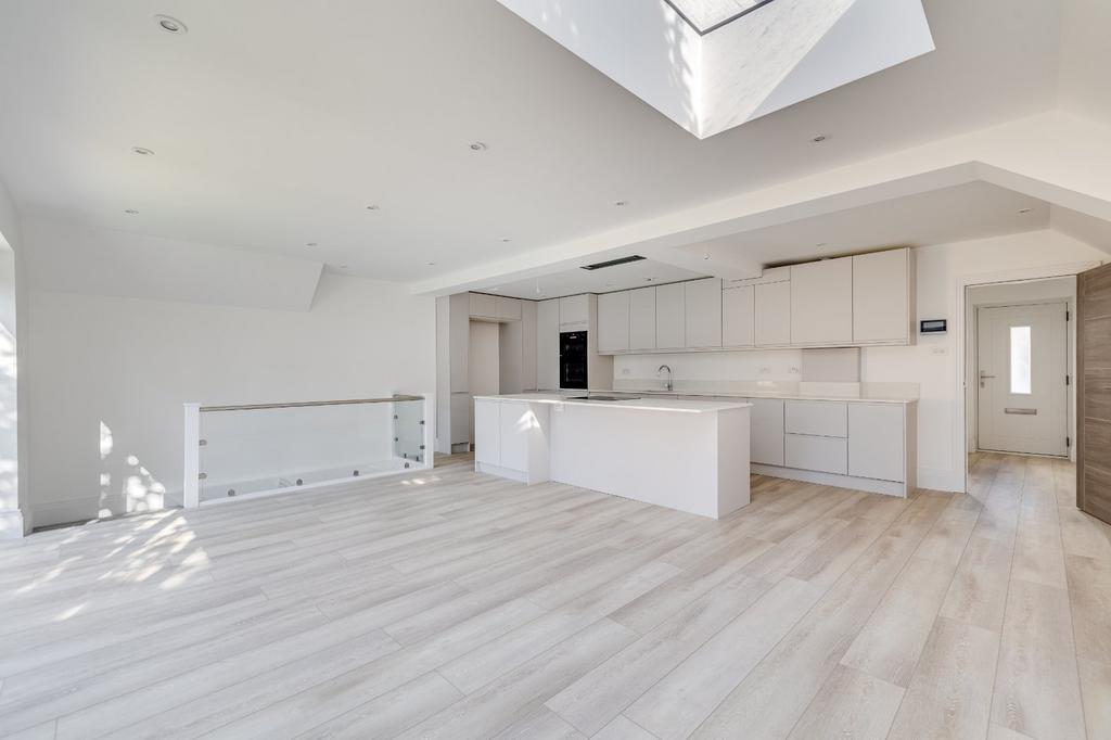 Kitchen/Reception