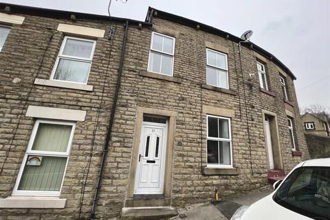 2 bedroom terraced house to rent, St. Marys Road, Glossop