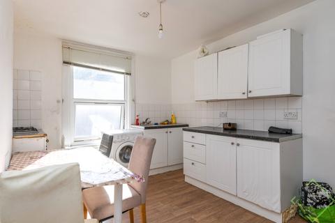 5 bedroom terraced house for sale, London N8