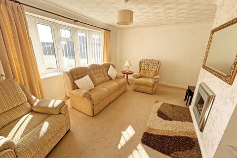 2 bedroom detached bungalow for sale, Wilkinson Way, Hogsthorpe, Skegness, Lincolnshire, PE24 5FL