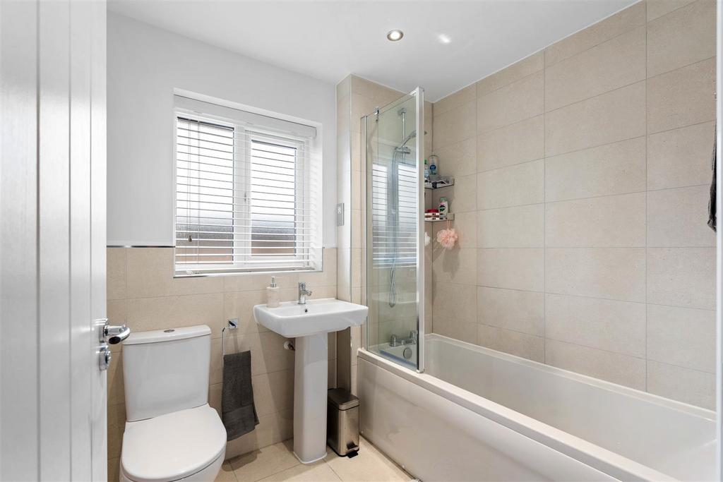 Family bathroom