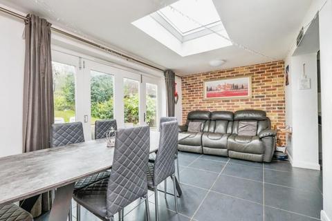 3 bedroom semi-detached house for sale, Taylors Field, Midhurst GU29