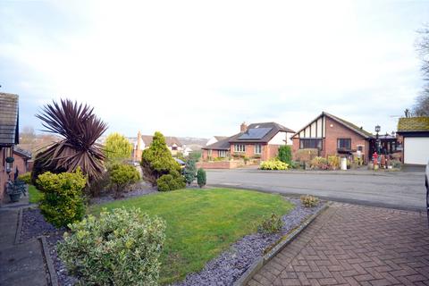 3 bedroom bungalow for sale, Spring Bank Drive, Liversedge, West Yorkshire, WF15