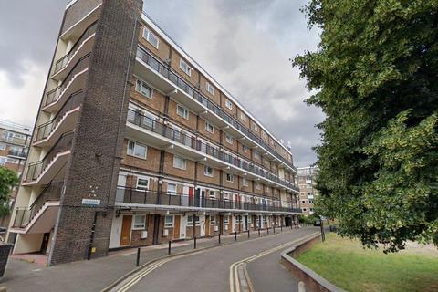 2 bedroom flat to rent, St. Saviours Estate, London