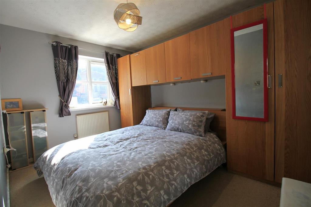 Bedroom1.jpg