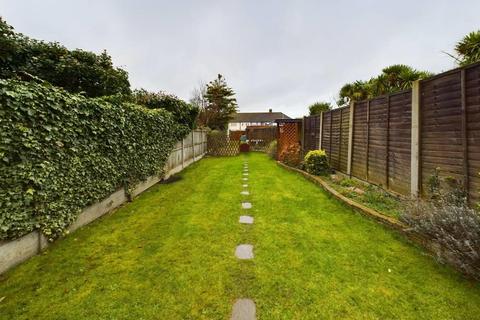 55 Hubert Road, Rainham, RM13 8AD