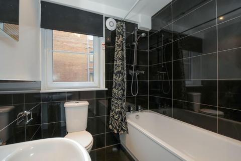 1 bedroom flat for sale, Aylesbury,  Buckinghamshire,  HP20