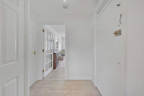 5 Upton Close, London, NW2 1UP
