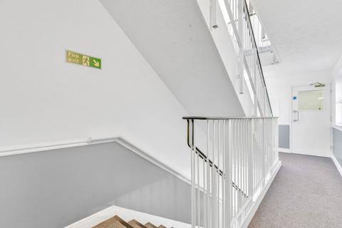 5 Upton Close, London, NW2 1UP