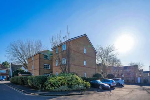 5 Upton Close, London, NW2 1UP