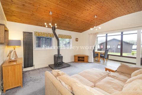 undefined, Pine Lake, Carnforth LA6