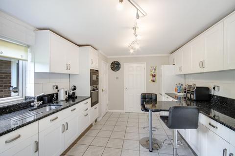 4 bedroom detached house for sale, Wrotham Road, Meopham, Gravesend, Kent, DA13