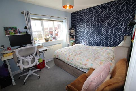 1 Springburn Close, Horwich, Bolton, BL6 6SR