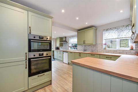 3 bedroom semi-detached house for sale, Queens Road, Whitchurch