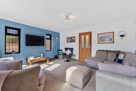 undefined, Pipers Close, Kettering NN15