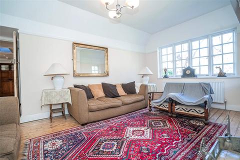 3 bedroom flat for sale, Rookfield Close, London, N10